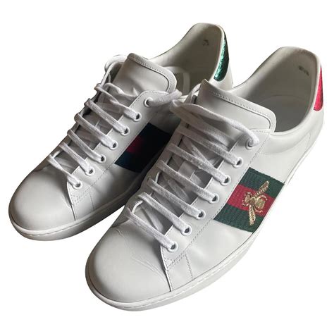 gucci white bee sneakers|gucci bee sneakers women.